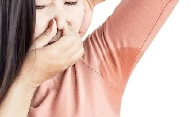 腋下有异味，如何判断是不是狐臭？